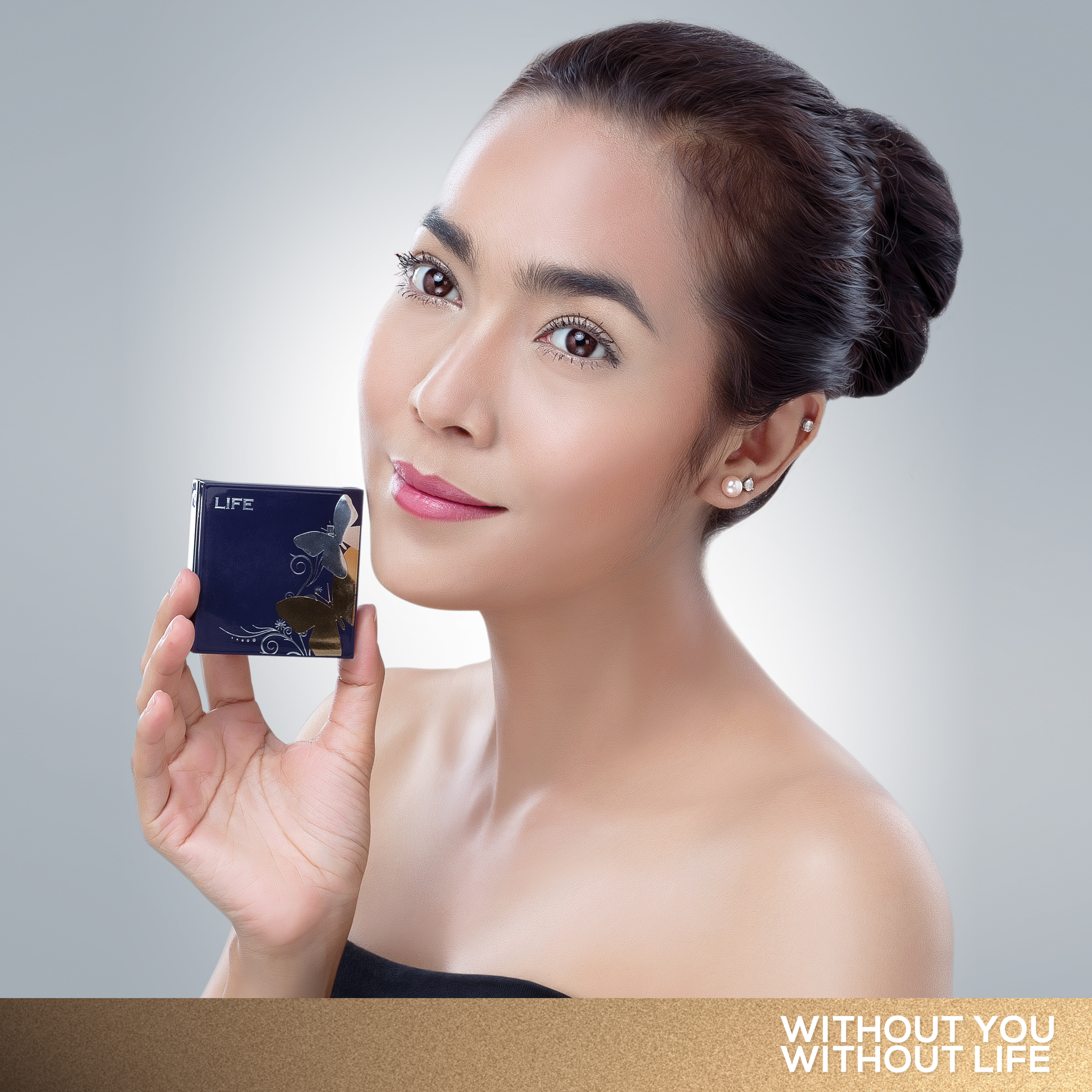 MIRACLE MEMORY Pressed Powder C4