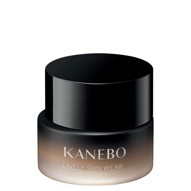 KANEBO LIVELY SKIN WEAR OCHRE D